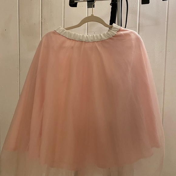 Pink puffball skirt, princess style - Picture 2 of 5